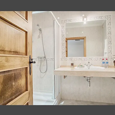 مزرعة للإقامة Quinta Da Uba *