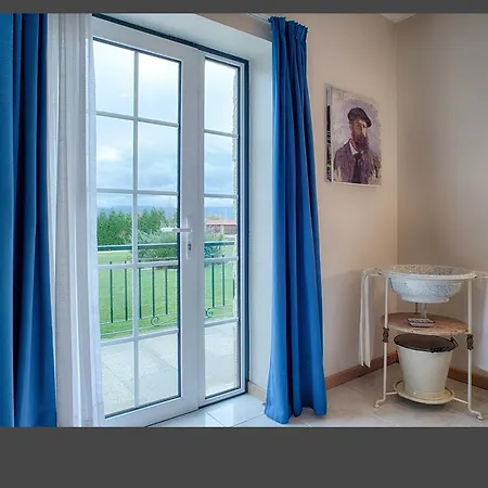 Quinta Da Uba مزرعة للإقامة *